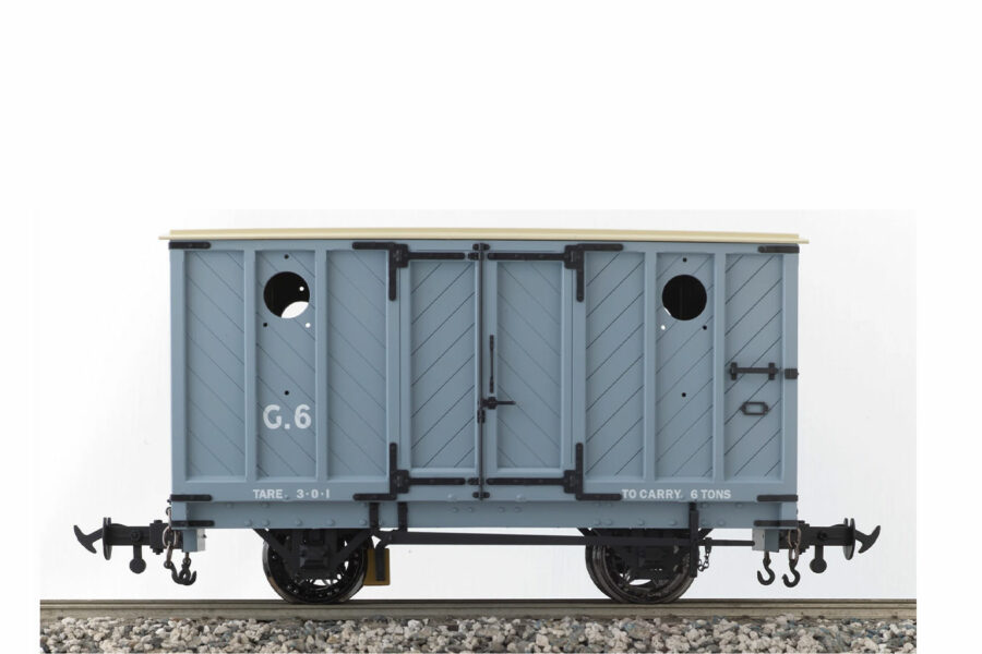 ISLE OF MAN ‘G’ VAN W/ PORTHOLES